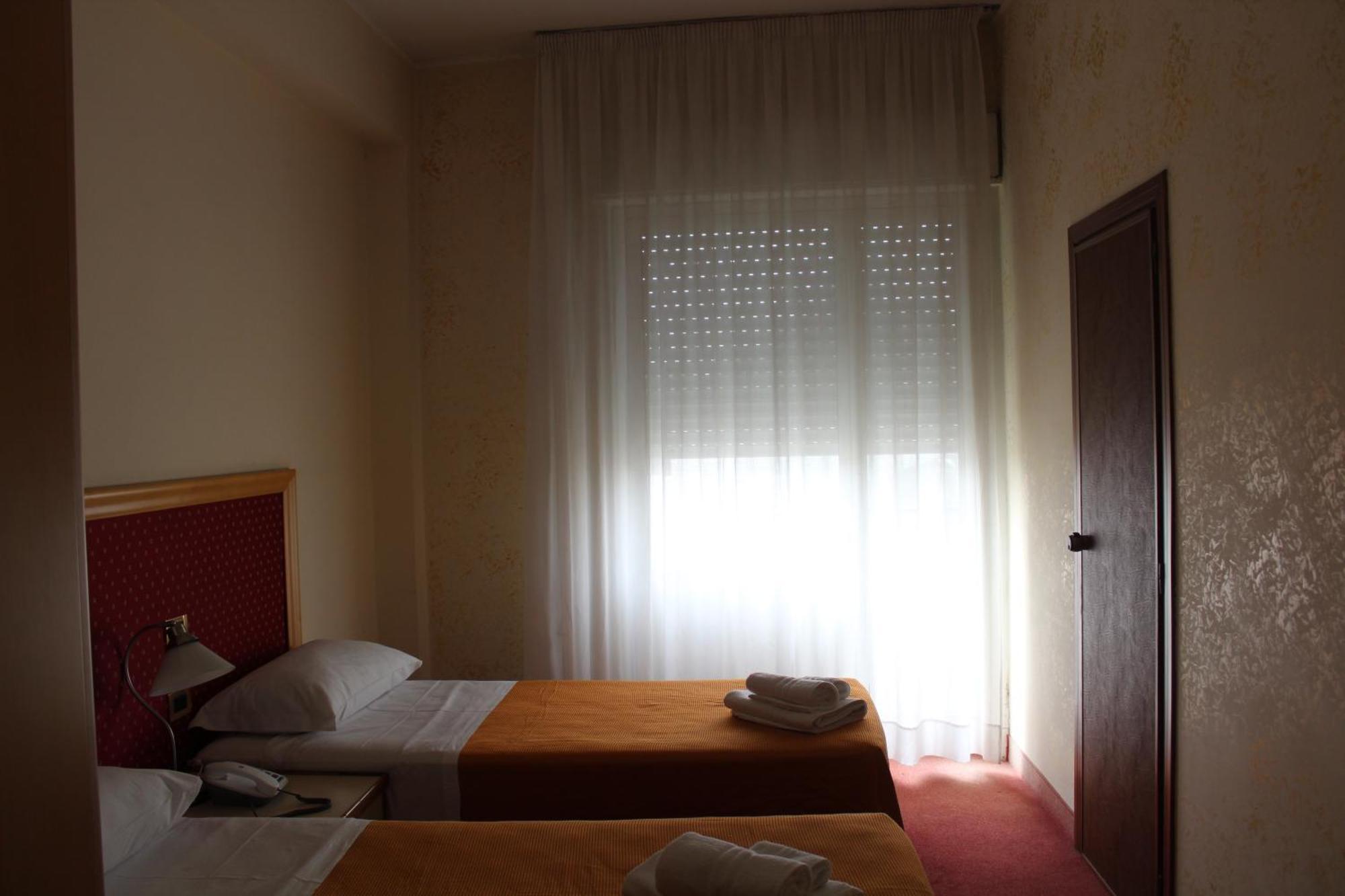 Hotel Palace Masoanri'S Reggio Calabria Exterior photo