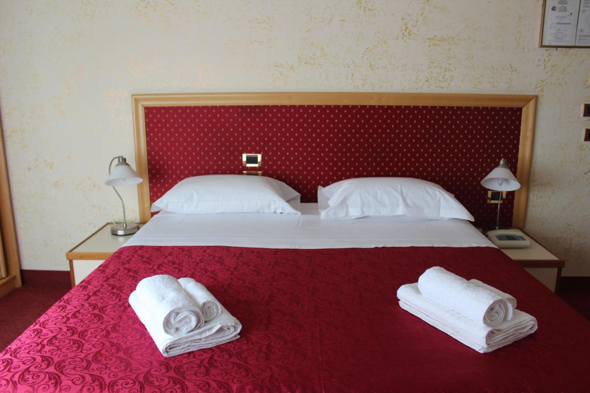 Hotel Palace Masoanri'S Reggio Calabria Exterior photo