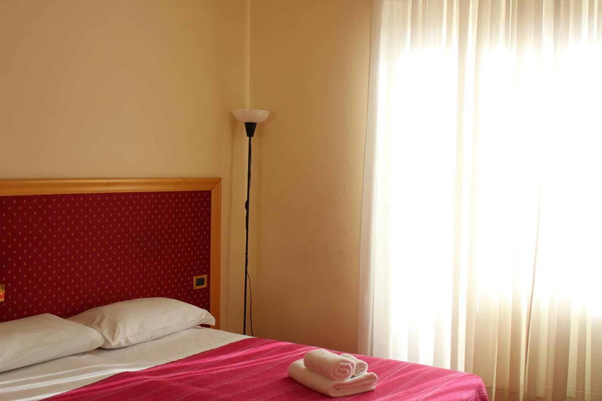 Hotel Palace Masoanri'S Reggio Calabria Exterior photo