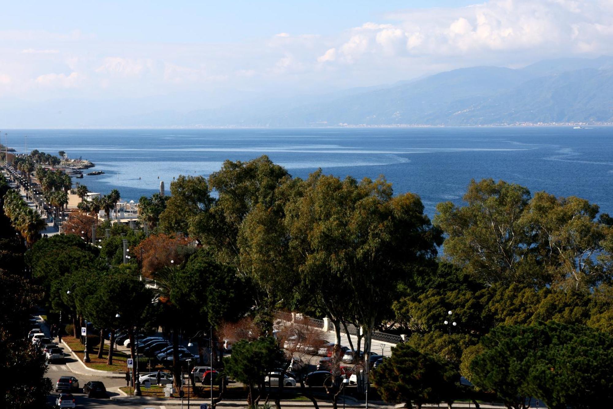 Hotel Palace Masoanri'S Reggio Calabria Exterior photo